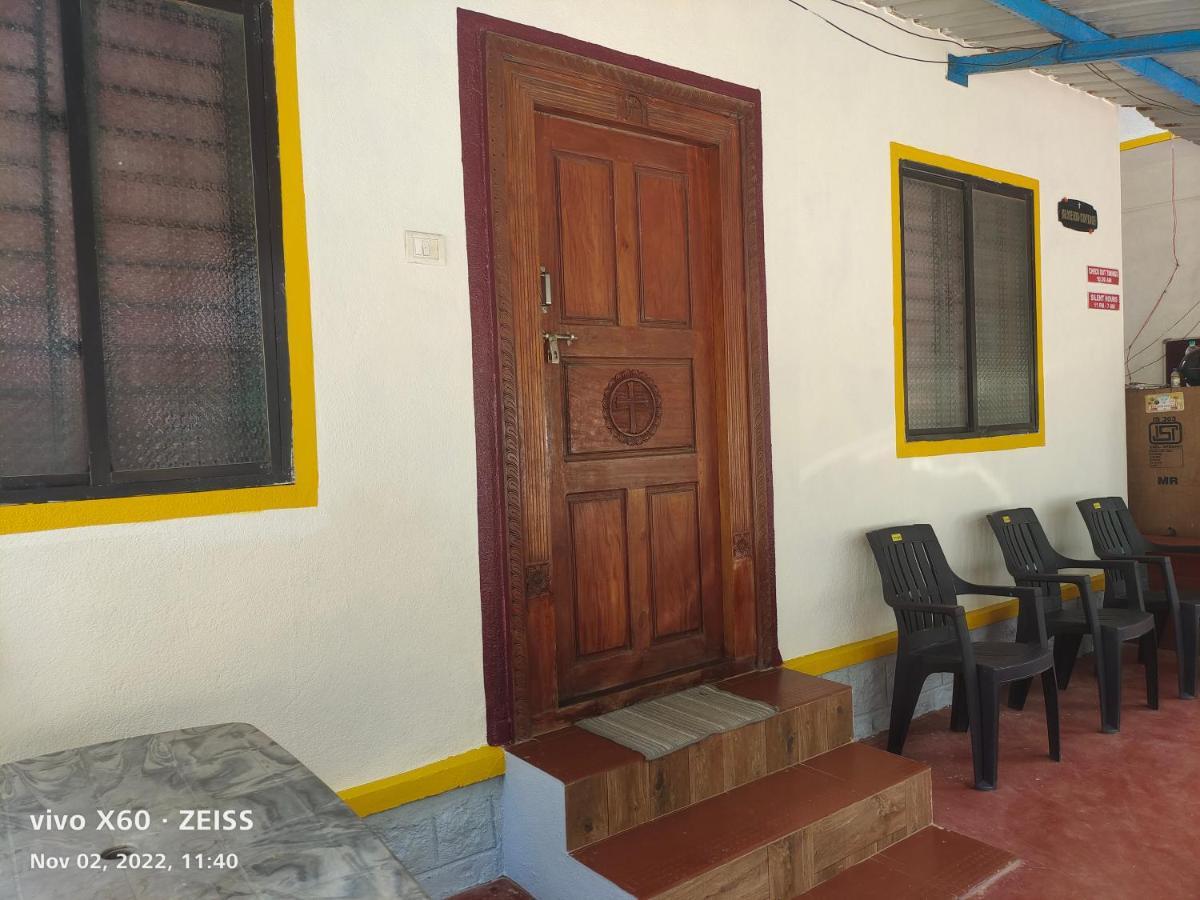 His Grace Sea View Cottages - Private Beach At Malpe Udupi Esterno foto